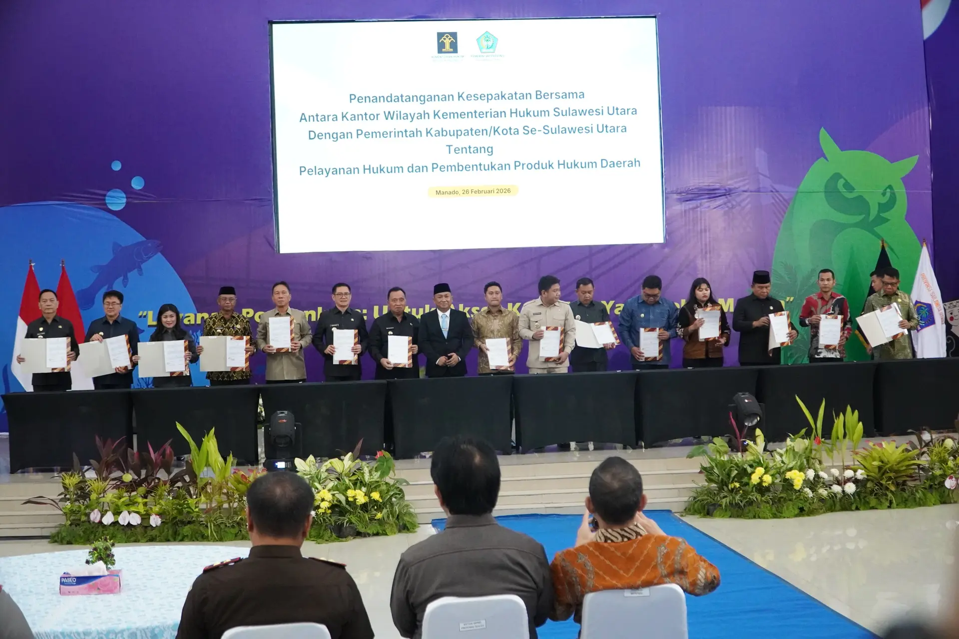 Diserahkan Menteri Hukum RI, Bolsel Raih Penghargaan Pelayanan Posbankum Nasional